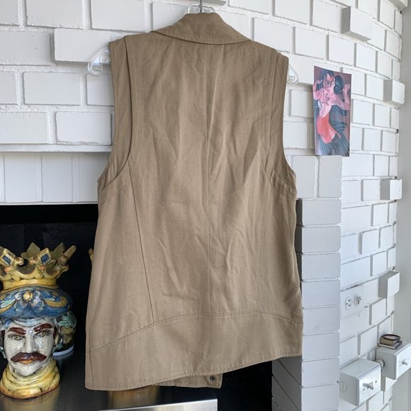 Club Monaco Utilitarian Vest - Picture 2 of 4